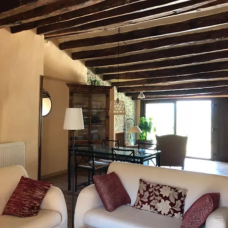 Dağ evi Refugi De L'albera